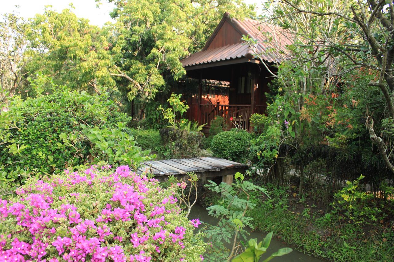 Baansuan Lychee Maeklong Resort Ampawa Amphawa Dış mekan fotoğraf
