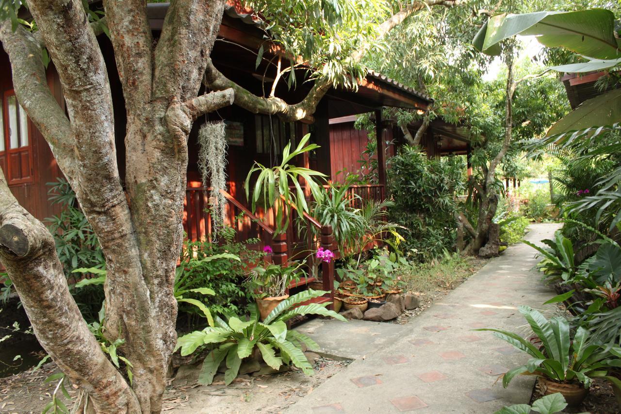 Baansuan Lychee Maeklong Resort Ampawa Amphawa Dış mekan fotoğraf